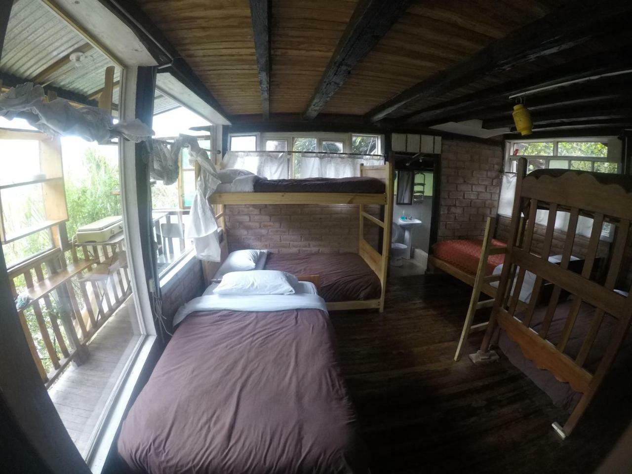 Backpackers Balcones Hostel Banos  Luaran gambar